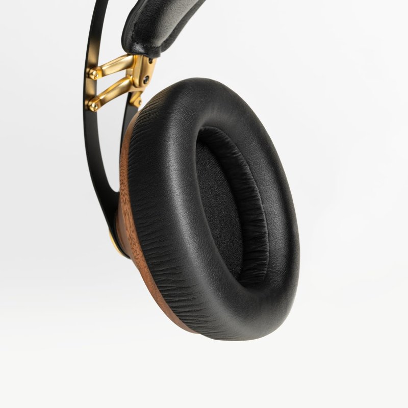 MEZE AUDIO REPLACEMENT EARPADS FOR 99 CLASSICS NEO SOFT PU LEATHER, MEMORY FOAM, MEDIUM SIZE