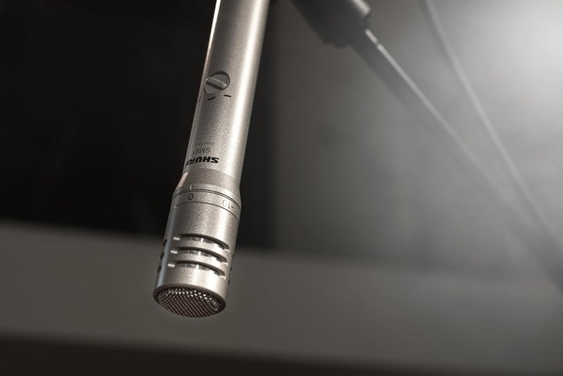 SHURE SM81-LC CARDIOID CONDENSER INSTRUMENT MICROPHONE FOR PROFESSIONAL AUDIO RECORDING