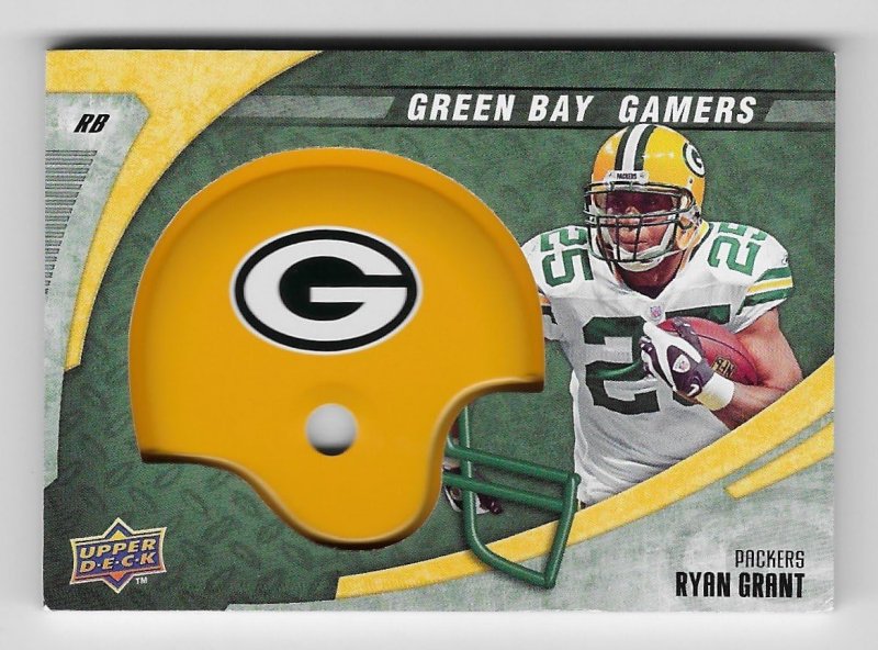 UPPER DECK MINI HELMET PATCH FOOTBALL CARD 1 24 GREEN BAY PACKERS FREE SHIP RYAN GRANT 2008