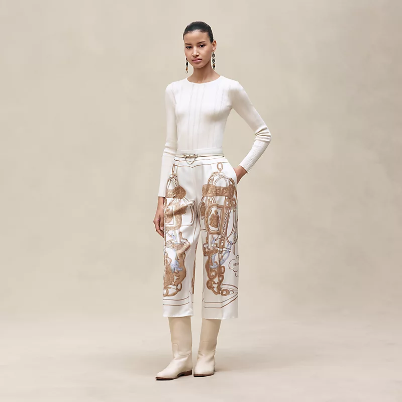 HERMES "L'ENSEIGNE DU SELLIER" LONG-SLEEVE SWEATER BLANC CéRAMIQUE