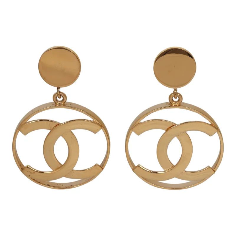 CHANEL CC ROUND LOGO DROP CLIP ON EARRINGS GOLD PLATED HARDWARE