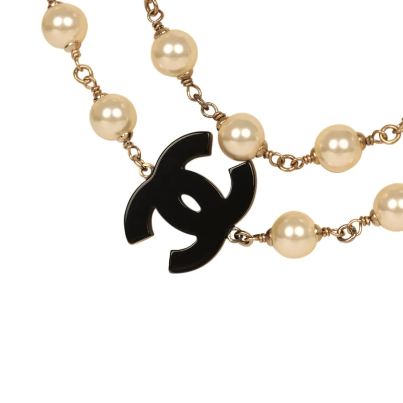 CHANEL CRYSTAL CC PEARL CHAIN LINK LONG NECKLACE BLACK, RESIN, LIGHT GOLD TONE HARDWARE