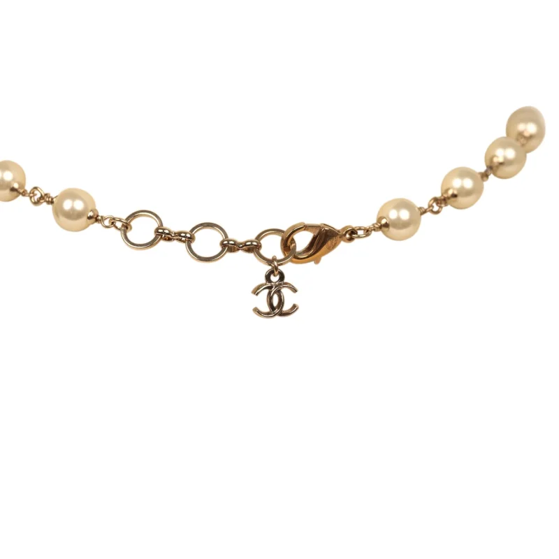 CHANEL CRYSTAL CC PEARL CHAIN LINK LONG NECKLACE BLACK, RESIN, LIGHT GOLD TONE HARDWARE