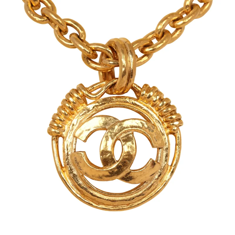 CHANEL CC MEDALLION CHUNKY CHAIN PENDANT NECKLACE GOLD PLATED HARDWARE