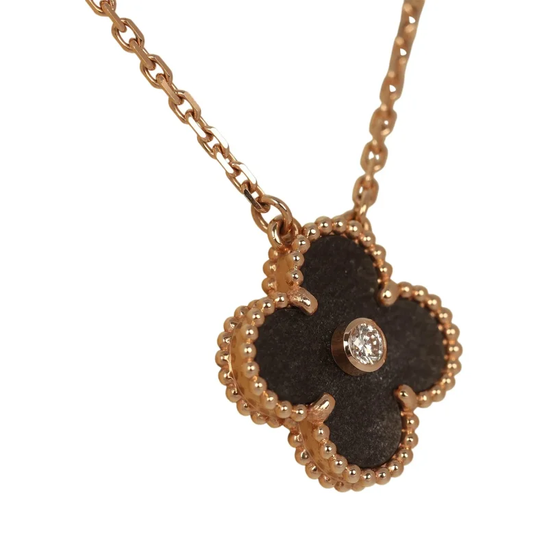 VAN CLEEF & ARPELS 2023 HOLIDAY VINTAGE ALHAMBRA PENDANT NECKLACE SILVER OBSIDIAN WHITE DIAMOND ROSE GOLD